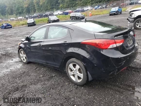 2012 Hyundai Elantra Limited с VIN KMHDH4AE5CU283127, выставлен на аукционе Copart как лот 83840025 с пробегом 136 484 миль миль и Списание • Salvage title. История ставок и продаж доступна на DreamBid. Изображение 2.