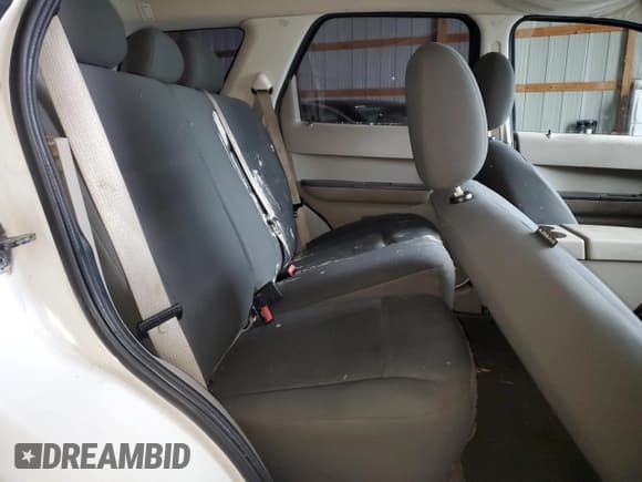 ✅ 2008 Ford Escape XLS • VIN: 1FMCU02Z18KC18571 • Lot: 93181235. Listed on Copart with 147,586 mi. Free auction sales archive from the USA and detailed vehicle history report at DreamBid. Image 11.