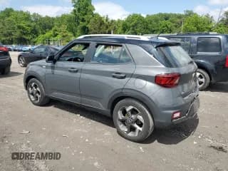 ✅ 2024 Hyundai Venue Limited • VIN: KMHRC8A38RU282718 • Lot: 57088985. Listed on Copart with 20,437 mi. Free auction sales archive from the USA and detailed vehicle history report at DreamBid. Image 2.