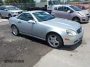 ✅ 1999 Mercedes-Benz SLK 230/320 • VIN: WDBKK47F1XF133747 • Lot: 42611194. Wystawiony na IAAI z przebiegiem Nie podano. Bezpłatny archiwum sprzedaży aukcyjnych z USA i szczegółowy raport historii pojazdu na DreamBid. Zdjęcie 1.