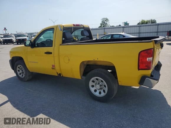 ✅ 2008 Chevrolet Silverado 1500 Work Truck • VIN: 1GCEC14008Z265229 • Lot: 53233395. Listed on Copart with 124,674 mi. Free auction sales archive from the USA and detailed vehicle history report at DreamBid. Image 2.