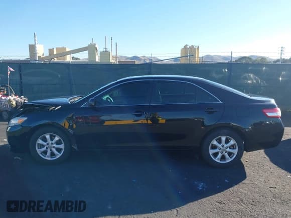 ✅ 2011 Toyota Camry LE • VIN: 4T4BF3EK9BR138152 • Lot: 43516429. Wystawiony na IAAI z przebiegiem 115 298 mil. Bezpłatny archiwum sprzedaży aukcyjnych z USA i szczegółowy raport historii pojazdu na DreamBid. Zdjęcie 14.