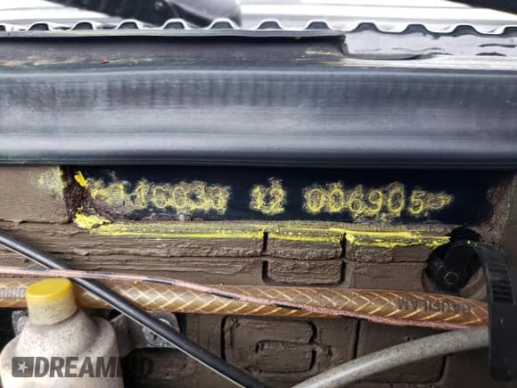 ✅ 1979 Mercedes-Benz 380 • VIN: 11603612006905 • Лот: 55119745. Опубликован ранее на Copart с пробегом 139 725 миль. Бесплатный доступ к архиву аукционных продаж из США и подробный отчёт об истории автомобиля на DreamBid. Изображение 13.