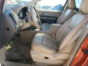 ✅ 2007 Ford Edge SEL Plus • VIN: 2FMDK39C87BA78962 • Lot: 86236545. Wystawiony na Copart z przebiegiem 292 860 mil. Bezpłatny archiwum sprzedaży aukcyjnych z USA i szczegółowy raport historii pojazdu na DreamBid. Zdjęcie 7.