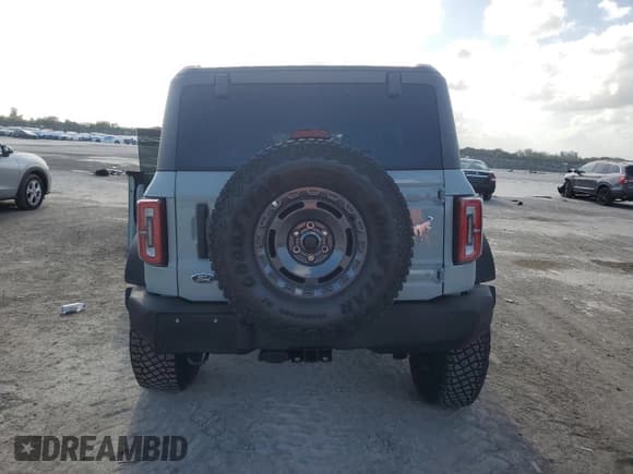 ✅ 2024 Ford Bronco Big Bend • VIN: 1FMDE7BHXRLB48548 • Lot: 51107175. Wystawiony na Copart z przebiegiem 1 058 mil. Bezpłatny archiwum sprzedaży aukcyjnych z USA i szczegółowy raport historii pojazdu na DreamBid. Zdjęcie 6.