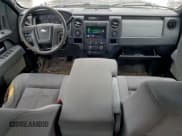 ✅ 2013 Ford F-150 XL • VIN: 1FTEX1EM0DKE12383 • Lot: 95267645. Wystawiony na Copart z przebiegiem 212 171 mil. Bezpłatny archiwum sprzedaży aukcyjnych z USA i szczegółowy raport historii pojazdu na DreamBid. Zdjęcie 8.