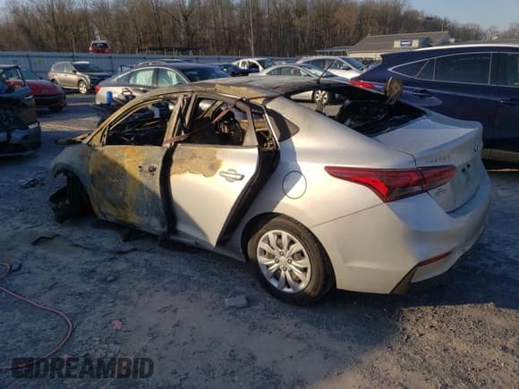 ✅ 2018 Hyundai Accent SE • VIN: 3KPC24A37JE020133 • Лот: 46465434. Опубликован ранее на Copart с пробегом Не указан. Бесплатный доступ к архиву аукционных продаж из США и подробный отчёт об истории автомобиля на DreamBid. Изображение 2.