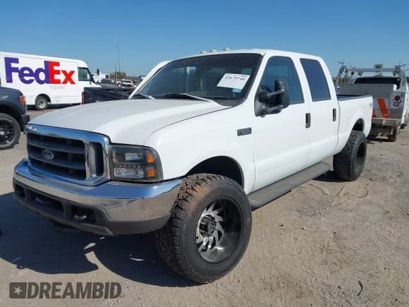 ✅ 2000 Ford F-250 XL • VIN: 3FTNW21F8YMA74939 • Lot: 43679748. Listed on IAAI with 230,554 mi. Free auction sales archive from the USA and detailed vehicle history report at DreamBid. Image 17.