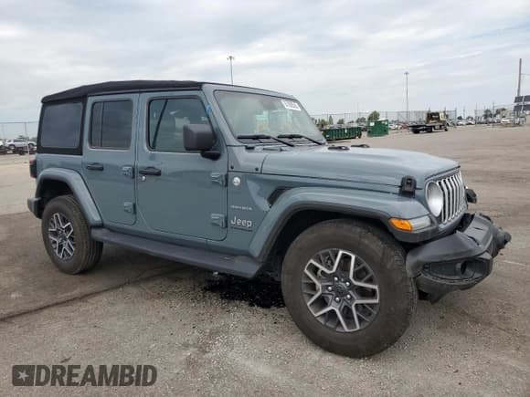 ✅ 2024 Jeep Wrangler Sahara • VIN: 1C4PJXEN7RW126407 • Lot: 67808545. Listed on Copart with 14,854 mi. Free auction sales archive from the USA and detailed vehicle history report at DreamBid. Image 4.
