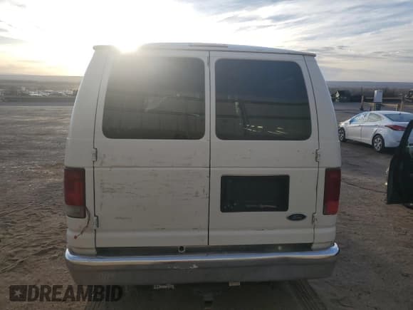✅ 2005 Ford Econoline Passenger XL • VIN: 1FMRE11L75HA12481 • Lot: 50769075. Listed on Copart with 260,238 mi. Free auction sales archive from the USA and detailed vehicle history report at DreamBid. Image 6.