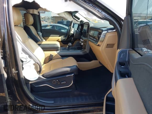 ✅ 2021 Ford F-150 XL • VIN: 1FTFW1E58MFA69606 • Lot: 43181116. Wystawiony na IAAI z przebiegiem 71 814 mil. Bezpłatny archiwum sprzedaży aukcyjnych z USA i szczegółowy raport historii pojazdu na DreamBid. Zdjęcie 5.