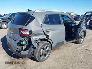 ✅ 2021 Hyundai Venue SEL • VIN: KMHRC8A35MU104256 • Lot: 41230141. Listed on IAAI with 40,603 mi. Free auction sales archive from the USA and detailed vehicle history report at DreamBid. Image 4.