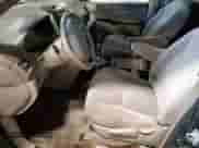 2005 Toyota Sienna LE z VIN 5TDZA23C45S348443, wystawiony jako Copart lot #90807535 z przebiegiem 200 755 mil mil oraz Szkoda całkowita • Salvage title. Historia ofert i sprzedaży dostępna na DreamBid. Obrazek 7.