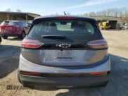 ✅ 2023 Chevrolet Bolt EV 2LT • VIN: 1G1FX6S0XP4203186 • Lot: 53692645. Wystawiony na Copart z przebiegiem 15 989 mil. Bezpłatny archiwum sprzedaży aukcyjnych z USA i szczegółowy raport historii pojazdu na DreamBid. Zdjęcie 6.