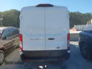 ✅ 2023 Ford Transit Cargo • VIN: 1FTBR1C85PKB69211 • Lot: 43420527. Wystawiony na IAAI z przebiegiem 46 834 mil. Bezpłatny archiwum sprzedaży aukcyjnych z USA i szczegółowy raport historii pojazdu na DreamBid. Zdjęcie 16.