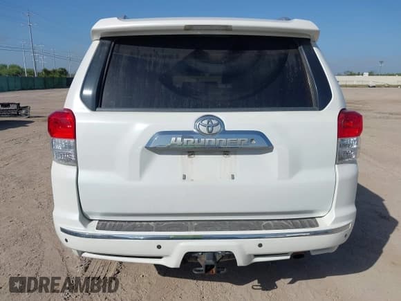 ✅ 2011 Toyota 4Runner SR5 • VIN: JTEZU5JR6B5021233 • Lot: 42847482. Wystawiony na IAAI z przebiegiem 227 825 mil. Bezpłatny archiwum sprzedaży aukcyjnych z USA i szczegółowy raport historii pojazdu na DreamBid. Zdjęcie 16.