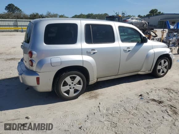 ✅ 2010 Chevrolet HHR LS • VIN: 3GNBAEDB1AS559394 • Lot: 43584265. Listed on Copart with 115,884 mi. Free auction sales archive from the USA and detailed vehicle history report at DreamBid. Image 3.