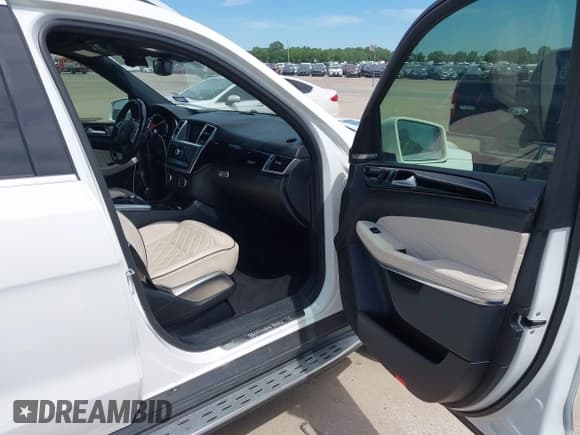 ✅ 2015 Mercedes-Benz GL 550 • VIN: 4JGDF7DE7FA545674 • Лот: 42289857. Опубликован ранее на IAAI с пробегом 149 828 миль. Бесплатный доступ к архиву аукционных продаж из США и подробный отчёт об истории автомобиля на DreamBid. Изображение 5.