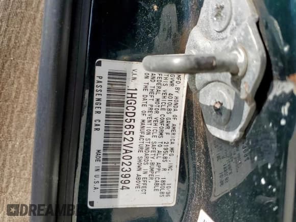 ✅ 1997 Honda Accord EX • VIN: 1HGCD5652VA023994 • Lot: 80310135. Listed on Copart with 221,370 mi. Free auction sales archive from the USA and detailed vehicle history report at DreamBid. Image 12.