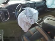 ✅ 2021 Chevrolet Silverado 2500HD LTZ • VIN: 1GC4YPEY0MF199717 • Lot: 71518585. Wystawiony na Copart z przebiegiem 51 919 mil. Bezpłatny archiwum sprzedaży aukcyjnych z USA i szczegółowy raport historii pojazdu na DreamBid. Zdjęcie 8.