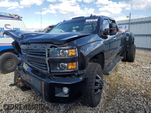2016 Chevrolet Silverado 3500HD High Country с VIN 1GC4K1E82GF261248, выставлен на аукционе Copart как лот 57474855 с пробегом Не указан миль и Списание • Salvage title. История ставок и продаж доступна на DreamBid. Изображение 1.