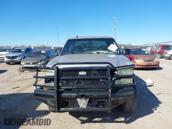 ✅ 2004 Chevrolet Silverado 2500HD LS • VIN: 1GCHC23U14F163344 • Лот: 41687719. Опубликован ранее на IAAI с пробегом Не указан. Бесплатный доступ к архиву аукционных продаж из США и подробный отчёт об истории автомобиля на DreamBid. Изображение 11.