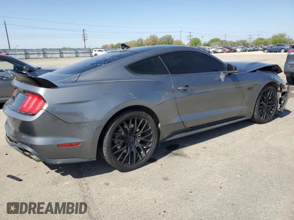 ✅ 2021 Ford Mustang GT • VIN: 1FA6P8CF9M5143404 • Lot: 91722575. Listed on Copart with 70,978 mi. Free auction sales archive from the USA and detailed vehicle history report at DreamBid. Image 3.