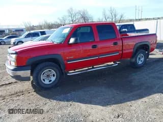 ✅ 2004 Chevrolet Silverado 2500 LT • VIN: 1GCGK23U04F192560 • Lot: 42131837. Wystawiony na IAAI z przebiegiem Nie podano. Bezpłatny archiwum sprzedaży aukcyjnych z USA i szczegółowy raport historii pojazdu na DreamBid. Zdjęcie 2.