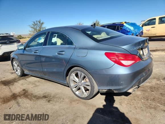 ✅ 2014 Mercedes-Benz CLA 250 • VIN: WDDSJ4EB9EN035093 • Lot: 85955325. Wystawiony na Copart z przebiegiem 93 661 mil. Bezpłatny archiwum sprzedaży aukcyjnych z USA i szczegółowy raport historii pojazdu na DreamBid. Zdjęcie 2.