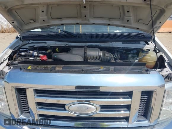 ✅ 2014 Ford Econoline Cargo Commercial • VIN: 1FTNE2EW2EDA68140 • Lot: 42890189. Listed on IAAI with 196,072 mi. Free auction sales archive from the USA and detailed vehicle history report at DreamBid. Image 10.