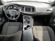 ✅ 2021 Dodge Challenger SXT • VIN: 2C3CDZAG8MH513388 • Lot: 43043993. Wystawiony na Copart z przebiegiem 39 368 mil. Bezpłatny archiwum sprzedaży aukcyjnych z USA i szczegółowy raport historii pojazdu na DreamBid. Zdjęcie 8.