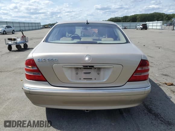 ✅ 2002 Mercedes-Benz S 500 • VIN: WDBNG75J22A230923 • Лот: 70435715. Опубликован ранее на Copart с пробегом Не указан. Бесплатный доступ к архиву аукционных продаж из США и подробный отчёт об истории автомобиля на DreamBid. Изображение 6.