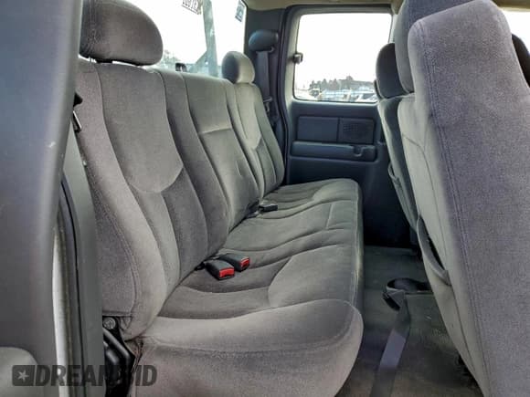 ✅ 2003 GMC Sierra 2500HD SLT • VIN: 1GTHK29U93E164885 • Lot: 95194105. Wystawiony na Copart z przebiegiem 144 324 mil. Bezpłatny archiwum sprzedaży aukcyjnych z USA i szczegółowy raport historii pojazdu na DreamBid. Zdjęcie 10.