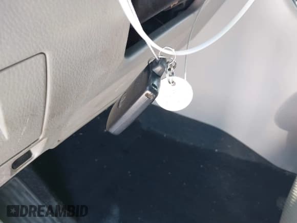 ✅ 2018 Toyota Highlander Limited • VIN: 5TDYZRFH0JS281323 • Lot: 43661547. Wystawiony na IAAI z przebiegiem 175 260 mil. Bezpłatny archiwum sprzedaży aukcyjnych z USA i szczegółowy raport historii pojazdu na DreamBid. Zdjęcie 11.