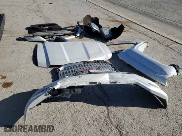 ✅ 2016 GMC Sierra 1500 Denali • VIN: 3GTP1PEC8GG332989 • Lot: 49163055. Listed on Copart with 82,722 mi. Free auction sales archive from the USA and detailed vehicle history report at DreamBid. Image 12.