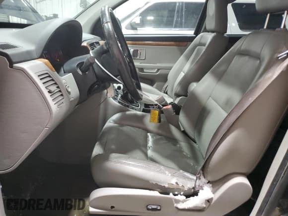 ✅ 2007 Suzuki XL7 Luxury • VIN: 2S3DA417876114865 • Lot: 88374145. Wystawiony na Copart z przebiegiem 206 391 mil. Bezpłatny archiwum sprzedaży aukcyjnych z USA i szczegółowy raport historii pojazdu na DreamBid. Zdjęcie 7.