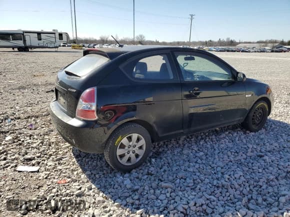 ✅ 2010 Hyundai Accent GS • VIN: KMHCM3AC5AU163468 • Лот: 48479995. Опубликован ранее на Copart с пробегом 175 294 миль. Бесплатный доступ к архиву аукционных продаж из США и подробный отчёт об истории автомобиля на DreamBid. Изображение 3.