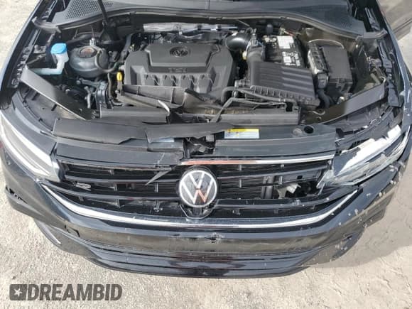 ✅ 2024 Volkswagen Tiguan SE R-Line Black • VIN: 3VVCB7AX8RM104808 • Lot: 68450815. Listed on Copart with 20,525 mi. Free auction sales archive from the USA and detailed vehicle history report at DreamBid. Image 12.