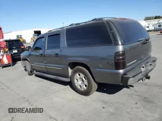 ✅ 2002 Chevrolet Suburban LT • VIN: 3GNEC16T62G229826 • Lot: 76776004. Wystawiony na Copart z przebiegiem 285 702 mil. Bezpłatny archiwum sprzedaży aukcyjnych z USA i szczegółowy raport historii pojazdu na DreamBid. Zdjęcie 2.