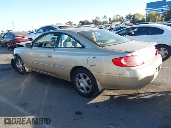✅ 2002 Toyota Solara SE • VIN: 2T1CF28P82C555053 • Lot: 41414314. Listed on IAAI with 115,444 mi. Free auction sales archive from the USA and detailed vehicle history report at DreamBid. Image 15.