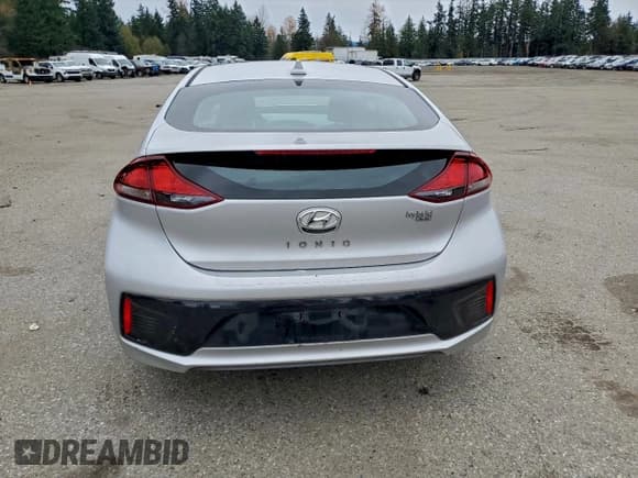 ✅ 2017 Hyundai Ioniq Blue • VIN: KMHC65LC8HU022388 • Lot: 93981785. Listed on Copart with 100,678 mi. Free auction sales archive from the USA and detailed vehicle history report at DreamBid. Image 6.