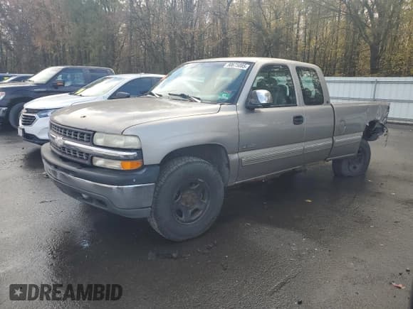 ✅ 1999 Chevrolet Silverado 1500 LS • VIN: 1GCEK19T4XE190918 • Лот: 90675085. Опубликован ранее на Copart с пробегом 294 921 миль. Бесплатный доступ к архиву аукционных продаж из США и подробный отчёт об истории автомобиля на DreamBid. Изображение 1.