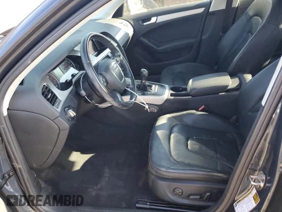 ✅ 2011 Audi A4 Premium • VIN: WAUDFAFL9BN035937 • Lot: 80744484. Wystawiony na Copart z przebiegiem 176 790 mil. Bezpłatny archiwum sprzedaży aukcyjnych z USA i szczegółowy raport historii pojazdu na DreamBid. Zdjęcie 7.