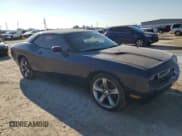 ✅ 2014 Dodge Challenger SXT • VIN: 2C3CDYAG5EH298810 • Lot: 73379754. Wystawiony na Copart z przebiegiem Nie podano. Bezpłatny archiwum sprzedaży aukcyjnych z USA i szczegółowy raport historii pojazdu na DreamBid. Zdjęcie 4.