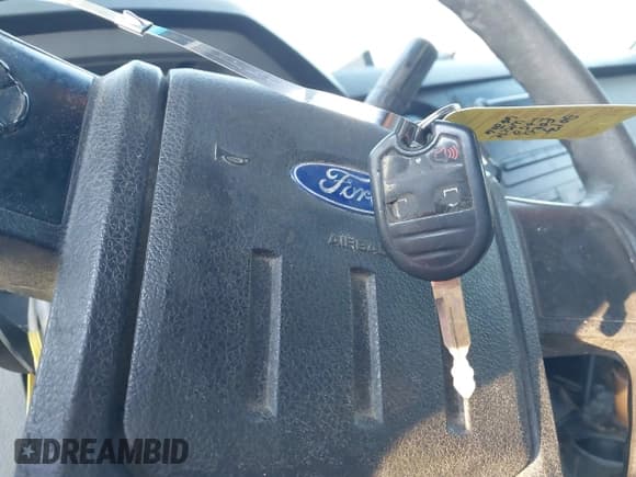 ✅ 2013 Ford F-250 XL • VIN: 1FT7W2B69DEA66226 • Lot: 43531942. Listed on IAAI with 203,282 mi. Free auction sales archive from the USA and detailed vehicle history report at DreamBid. Image 11.