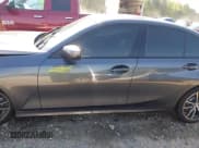 ✅ 2019 BMW 3 Series 330i xDrive • VIN: 3MW5R7J53K8A04967 • Лот: 42032755. Опубликован ранее на IAAI с пробегом 46 415 миль. Бесплатный доступ к архиву аукционных продаж из США и подробный отчёт об истории автомобиля на DreamBid. Изображение 15.