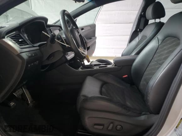 ✅ 2018 Hyundai Sonata Sport Plus • VIN: 5NPE34AF7JH727907 • Lot: 62698395. Listed on Copart with 77,495 mi. Free auction sales archive from the USA and detailed vehicle history report at DreamBid. Image 7.