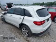 ✅ 2018 Mercedes-Benz GLC 300 • VIN: WDC0G4KB4JV076465 • Lot: 42747017. Wystawiony na IAAI z przebiegiem 103 728 mil. Bezpłatny archiwum sprzedaży aukcyjnych z USA i szczegółowy raport historii pojazdu na DreamBid. Zdjęcie 3.