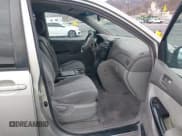 ✅ 2004 Toyota Sienna CE • VIN: 5TDZA23C44S153439 • Lot: 43388365. Listed on IAAI with 212,951 mi. Free auction sales archive from the USA and detailed vehicle history report at DreamBid. Image 5.