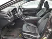 ✅ 2020 Toyota Camry SE • VIN: 4T1G11AK6LU328016 • Lot: 85437415. Wystawiony na Copart z przebiegiem 86 679 mil. Bezpłatny archiwum sprzedaży aukcyjnych z USA i szczegółowy raport historii pojazdu na DreamBid. Zdjęcie 7.